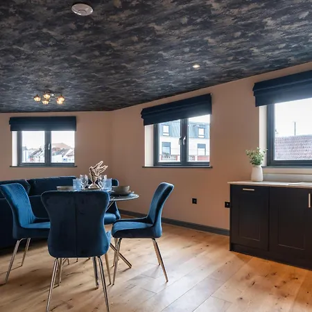 Swiper - 1 Bedroom Luxury By Mint * Bristol